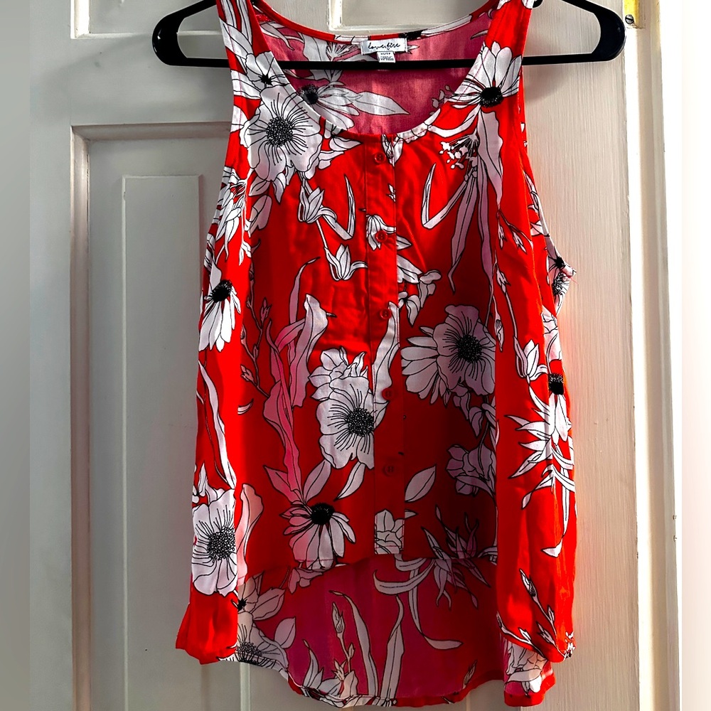 🌷Asymmetrical Hem Tank Top Size XS